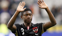 cmd体育app下载:阿拉巴失去奥地利最年轻首秀国脚纪录